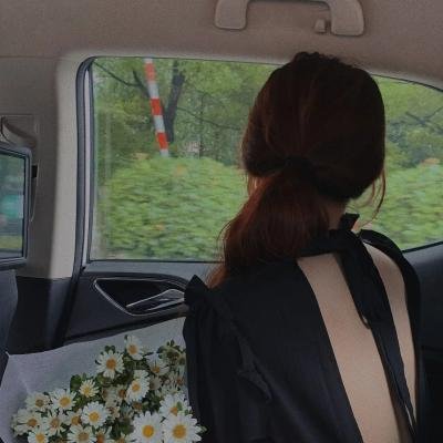 百岁老人跷家去